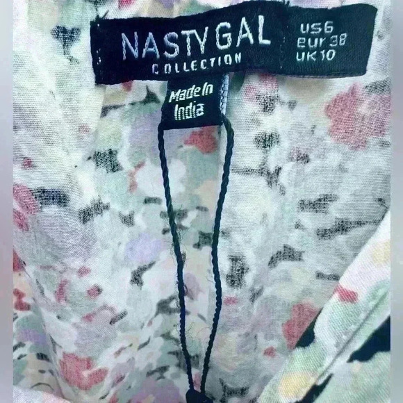 NWT Nasty Gal, Floral Print Ruffle Detail Maxi Smock Dress, Woman’s Size 6 - Picture 7 of 10